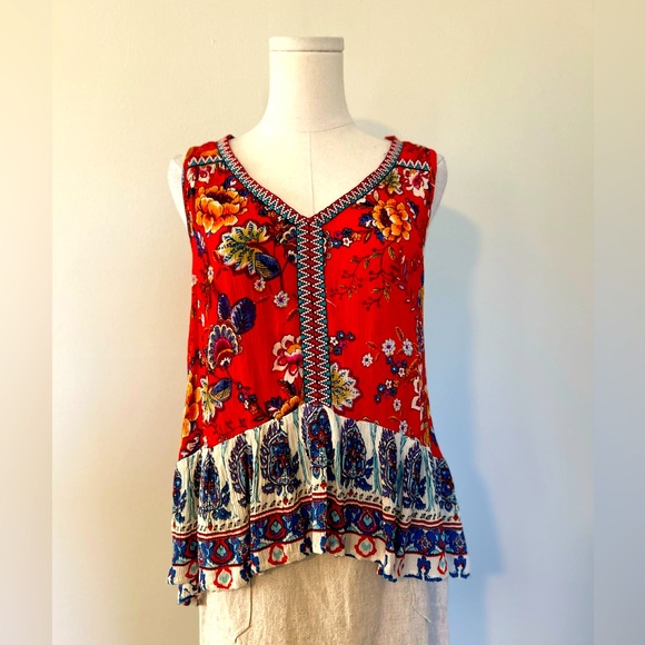 Patrons of Peace Sleeveless Top - Picture 1 of 5